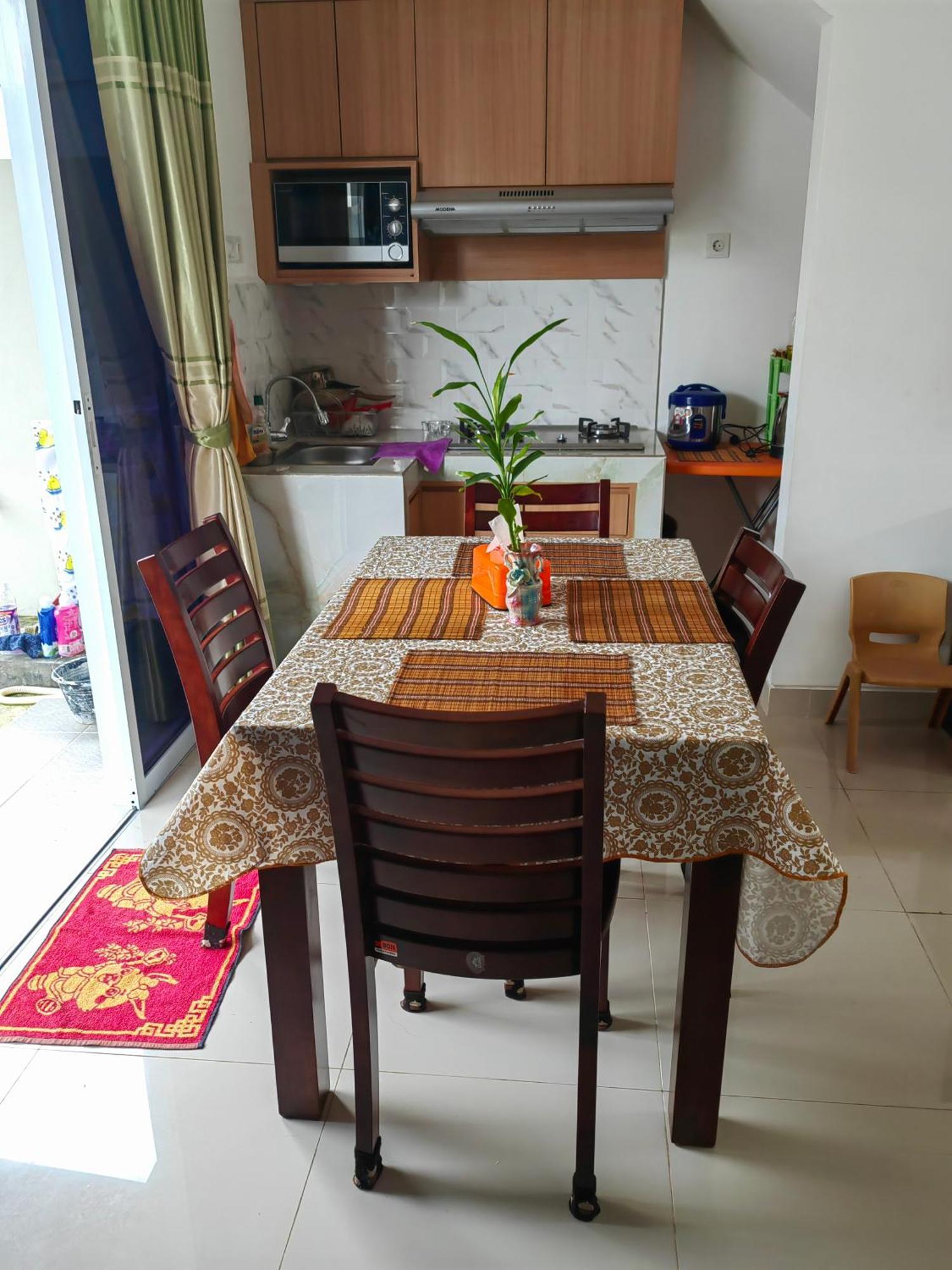 Sweet Tenayan Staycation Near Mall Sudirman Whole House Villa Pekanbaru