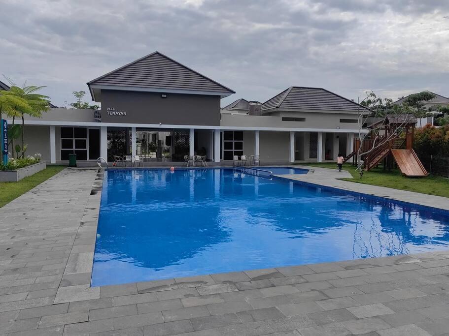 Sweet Tenayan Staycation Near Mall Sudirman Whole House * Pekanbaru