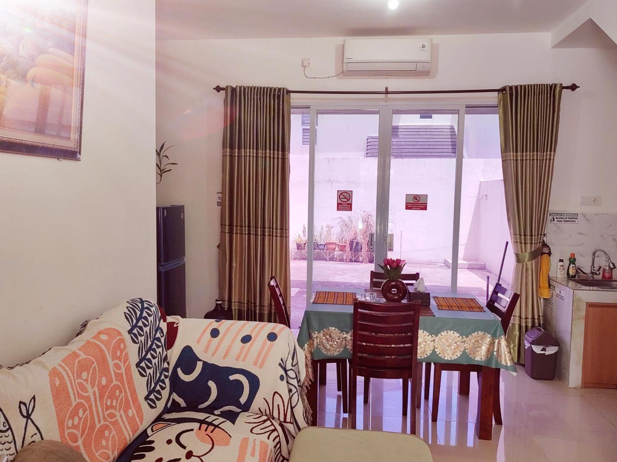 Villa Sweet Tenayan Staycation Near Mall Sudirman Whole House Pekanbaru