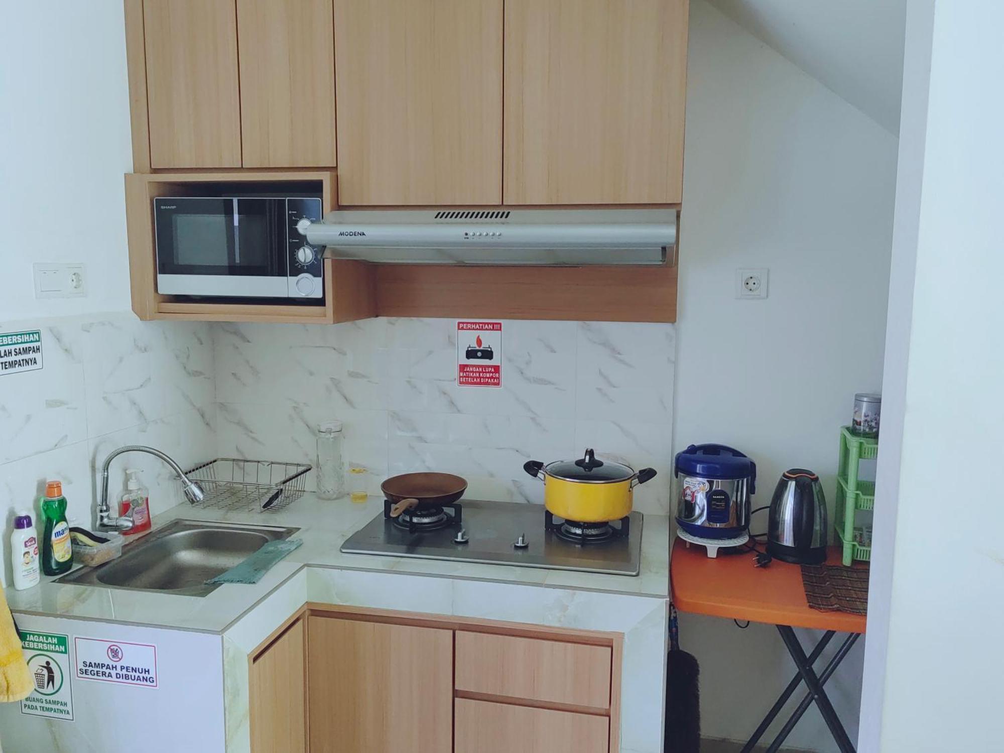 Sweet Tenayan Staycation Near Mall Sudirman Whole House *
